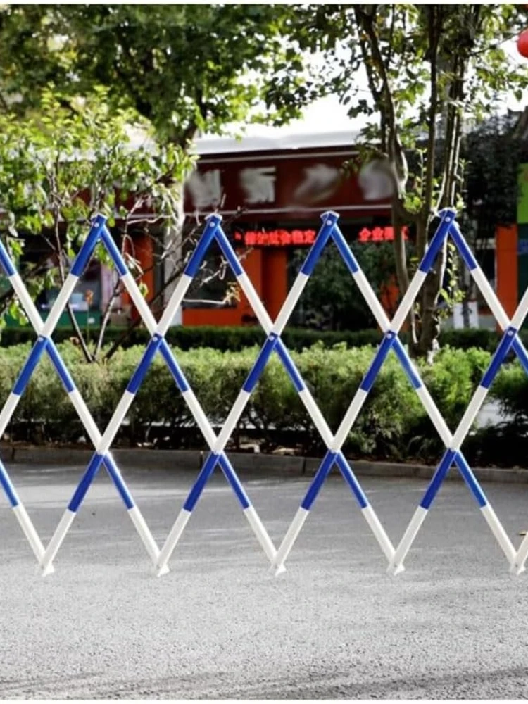 Metal Barricade with Casters, Mobile Safety Barrier Gate Retractable Traffic Fence Flexible Extensible Driveway Security Gate