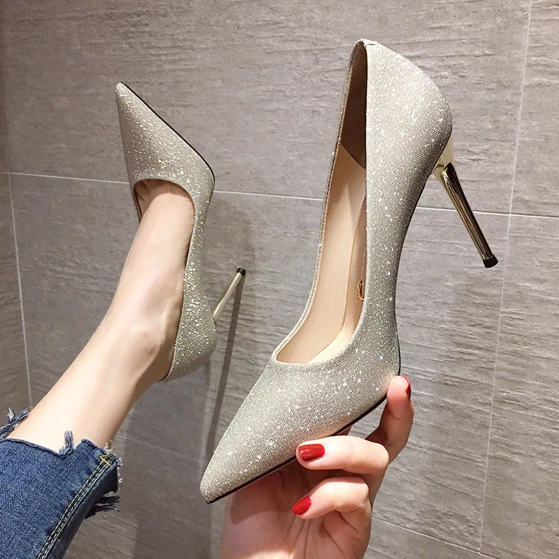 Comemore 2025 Sexy Pointed Toe French Stiletto High Heel Gradient Pink Buty ślubne na obcasie Kobiety Luksusowa Kobieta Wiosna Lato