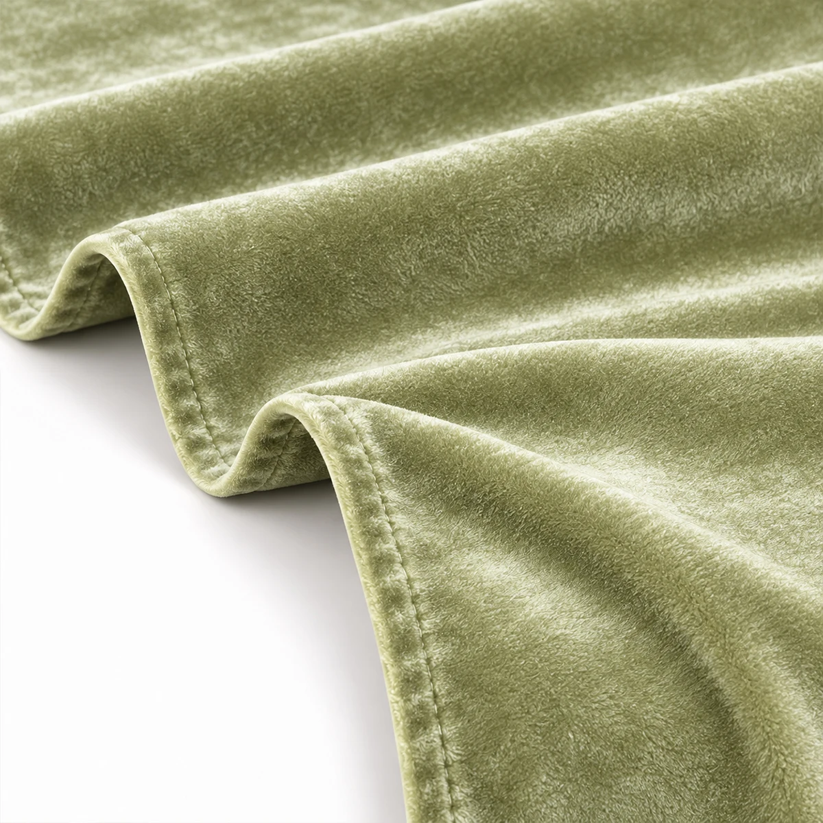 Velvet Table Runner 240GSM Dutch Velvet Solid Color Dining Table Decoration for Wedding Birthday Parties Banquets and Home Decor