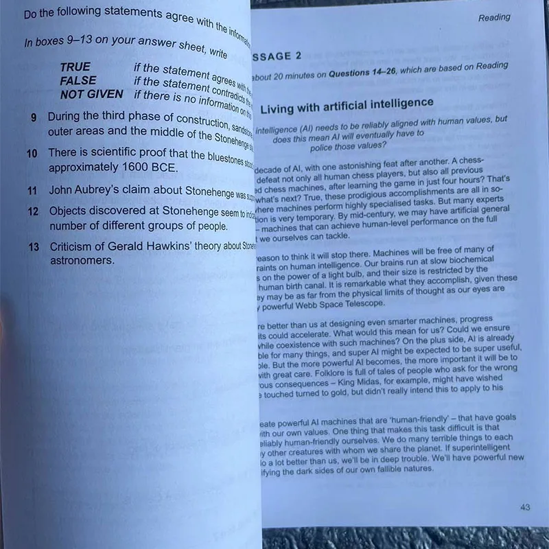 Livro de exercícios autêntico com testes práticos, 1 livro, Cambridge English, IELTS 18, fala dos alunos, leitura, escrita, escrita, autêntico