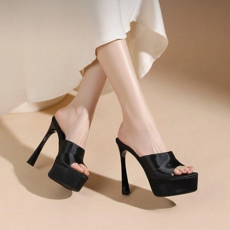 Summer New Style Elegant Slip-On Fashion Open-Toe Thick Heel High Heels with Round Toe Stylish Women's Outdoor Shoes in Large