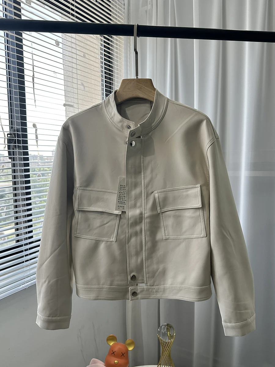 Giacca in Pelle Bianca da Donna, Nuova Moda Autunno 2025, Colletto Alto, Stile Motociclista, Taglia Piccola