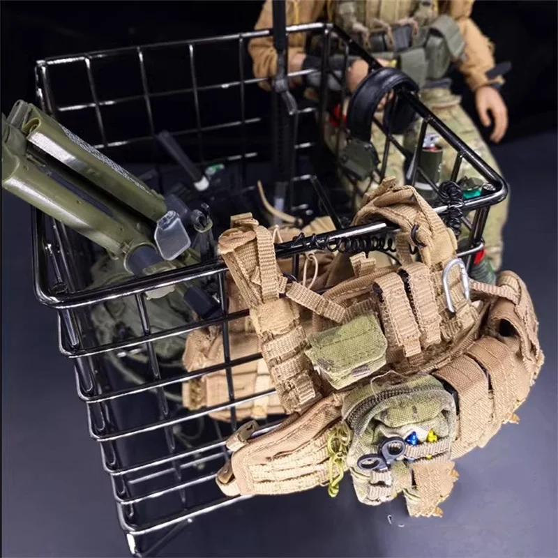 Tendência moderna US Army Weapon Equipment, Cabinet Frame Basket Model, Fit 12 ''Action Figure, 1:6 Soldado, Em estoque