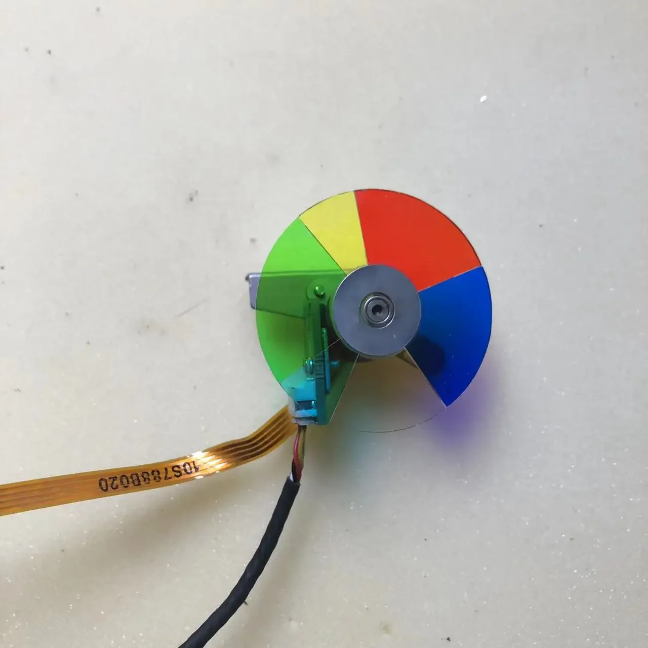 

AWO REPLACEMENT 10S788B020 6 Segments 40mm Projector Color Wheel For Mitsubishi HC3200 / HC3800 / HC3900 / HC4000 Projectors