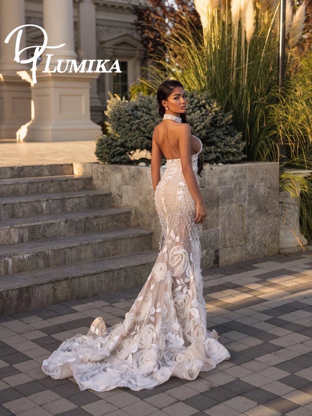 優雅なパールウェディングドレス 2026 絶妙な 3D 花柄ブライダルドレス 魅力的なホルターネックブライダルガウン 結婚式パーティー用 カスタマイズ可能