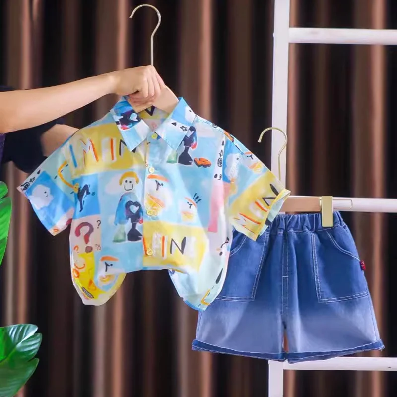 

Комплект детской одежды, одежда с короткими рукавами для новорожденных мальчиков, блузка с короткими рукавами и шортами с мультяшным принтом, детские комплекты из 2 предметов