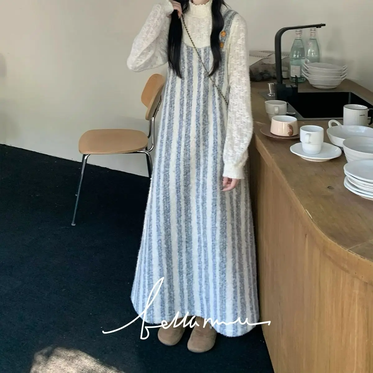 

Korea New Age Reduction Vertical Stripes Dress Loose Autumn And Winter Long Skirt Women'S Versatile Shoulder Strap Dress