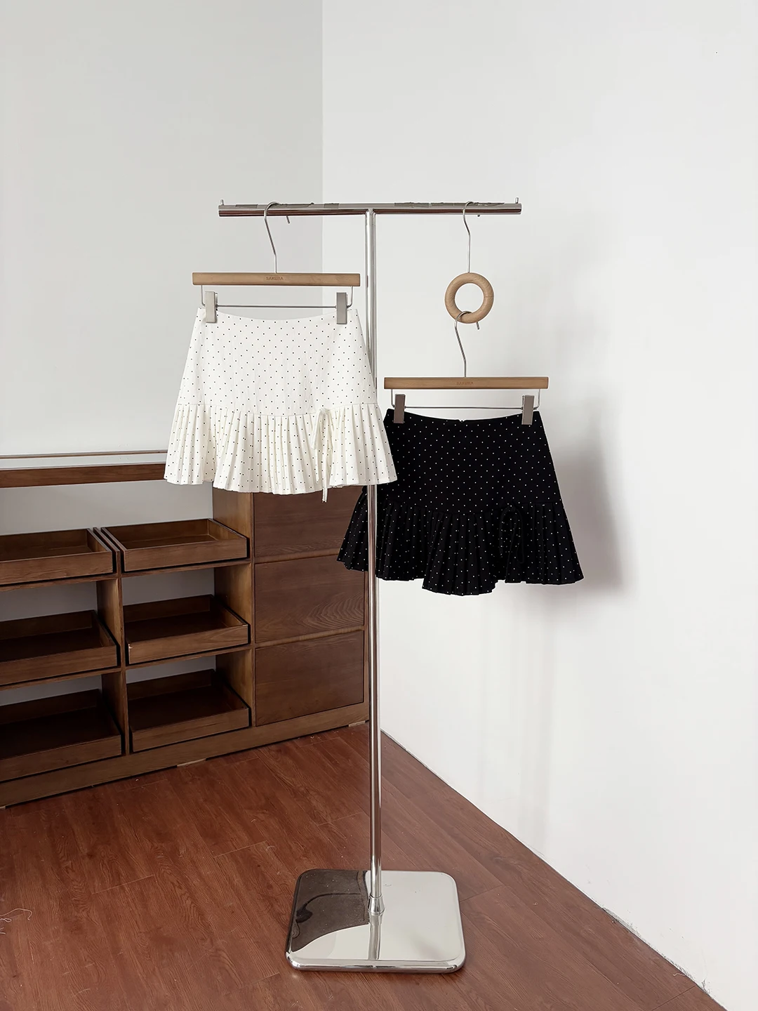 

Юбка-полусолнце в корейском стиле с завышенной талией, летняя, А-силуэт, с поясом, универсальная, омолаживающая, для женщин