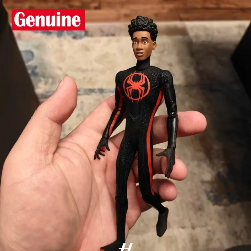 

Mezco One:12 Collectible Morales Spider-Man Multiverse Commoner Action Figure Toy Anime Handmade Customizable