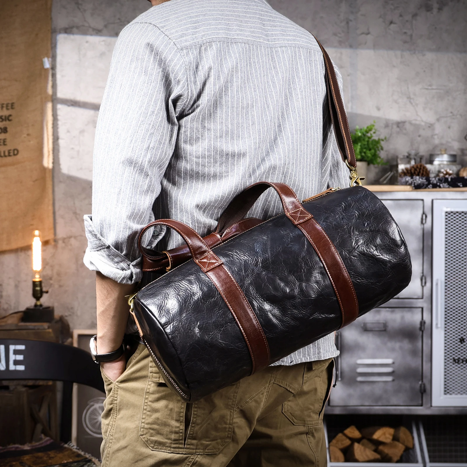 Echte Leder-Umhängetasche für Herren, Crossbody-Sporttasche aus pflanzlich gegerbtem Leder, modischer Casual-Stil, einfache Rindsledertasche – Detail 5