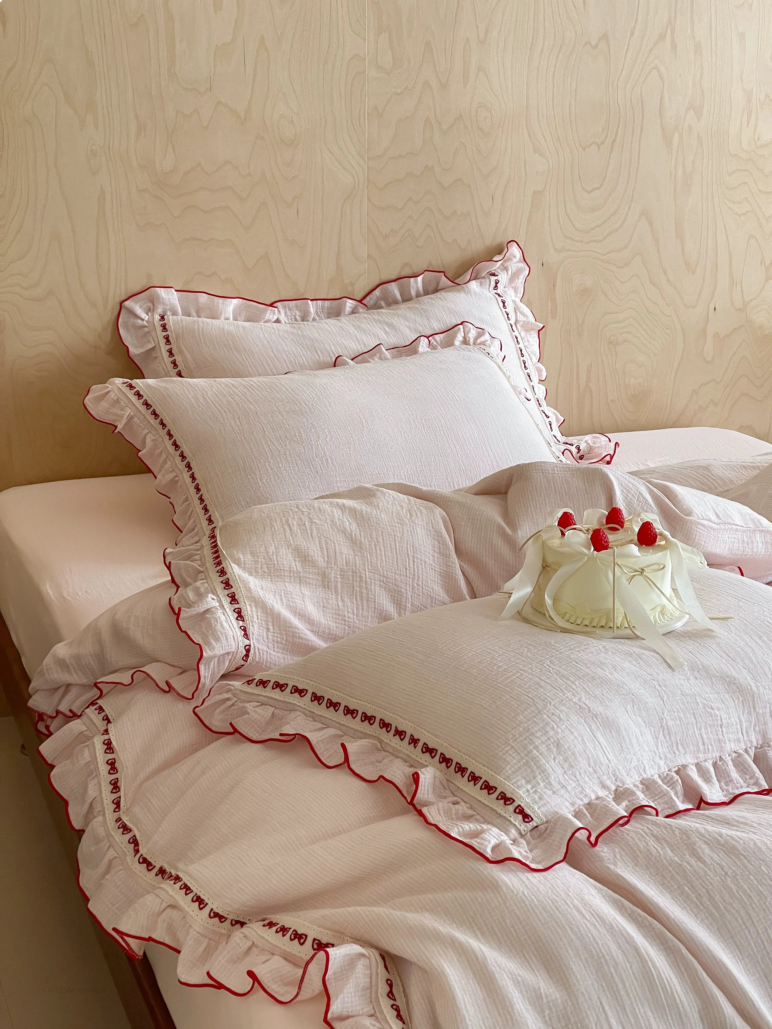French Style Minimalist Korean Double Layer Gauze Cotton 4pcs Set Embroidered Ruffle Bedding
