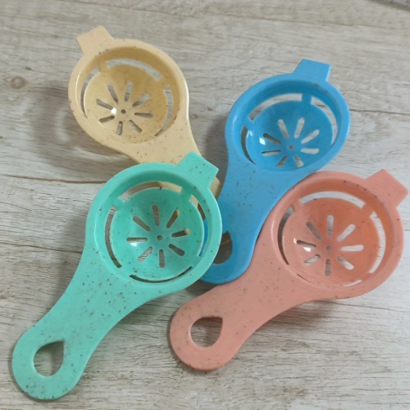 Egg White Separator - Perfect for Separating Yolks and Whites, Plastic Egg White Filter for Kitchen Cooking