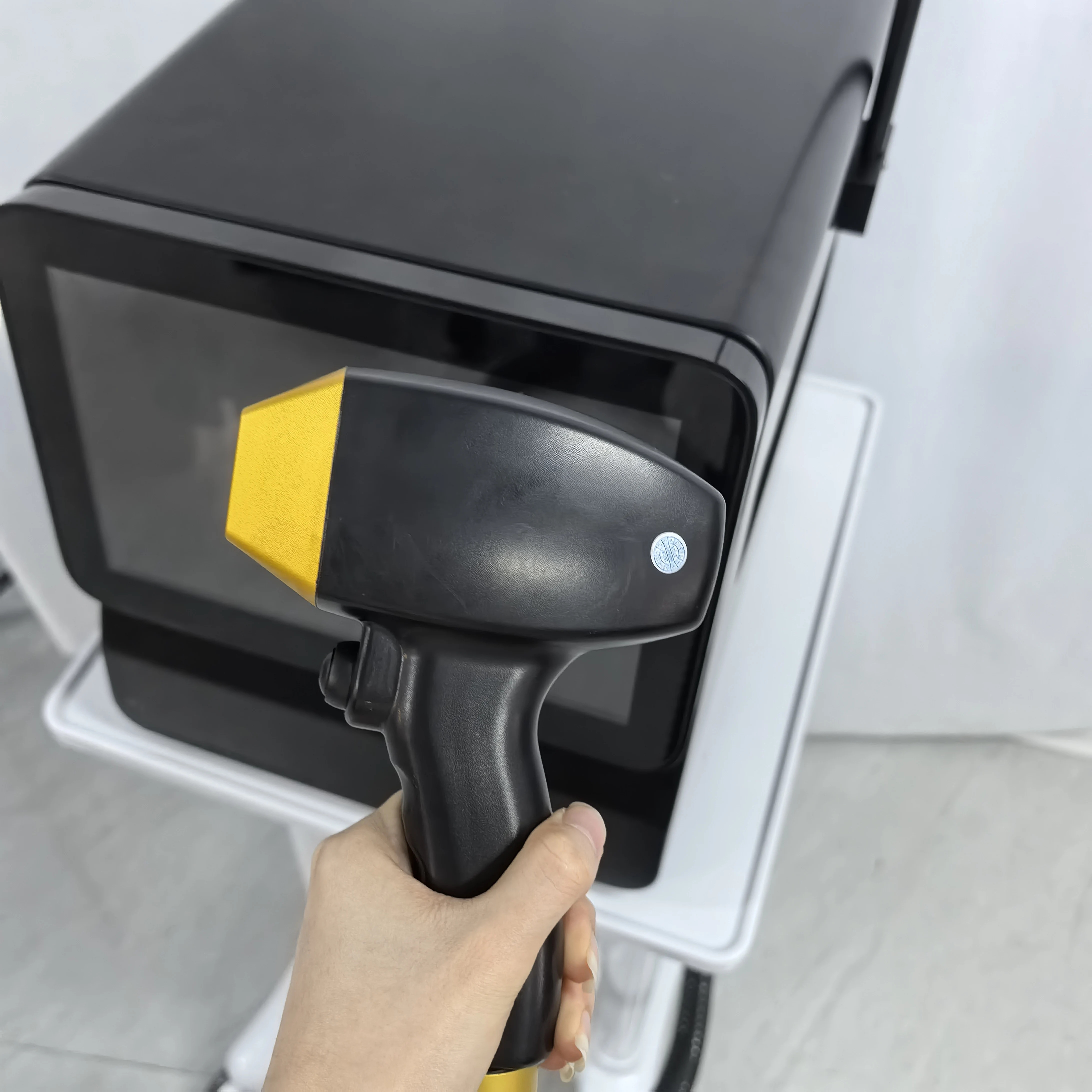 プロフェッショナル 3 波長 808nm ポータブルアイスプラチナダイオード脱毛器無痛体毛除去装置長期持続