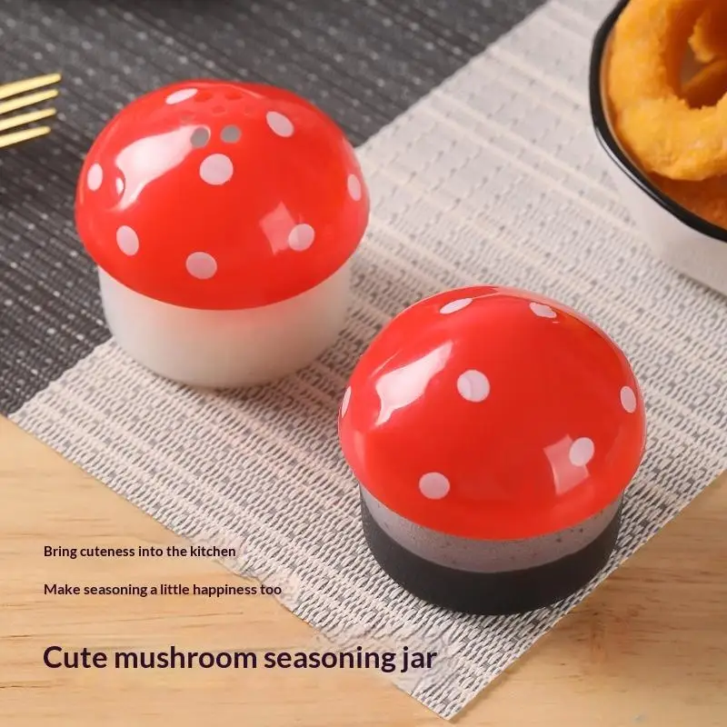 1/4 Pcs Cute Mushroom Shape Spice Jar With Lid Salt Sugar Pepper Spice Powders Storage Home Kitchen Decoration Seasoning