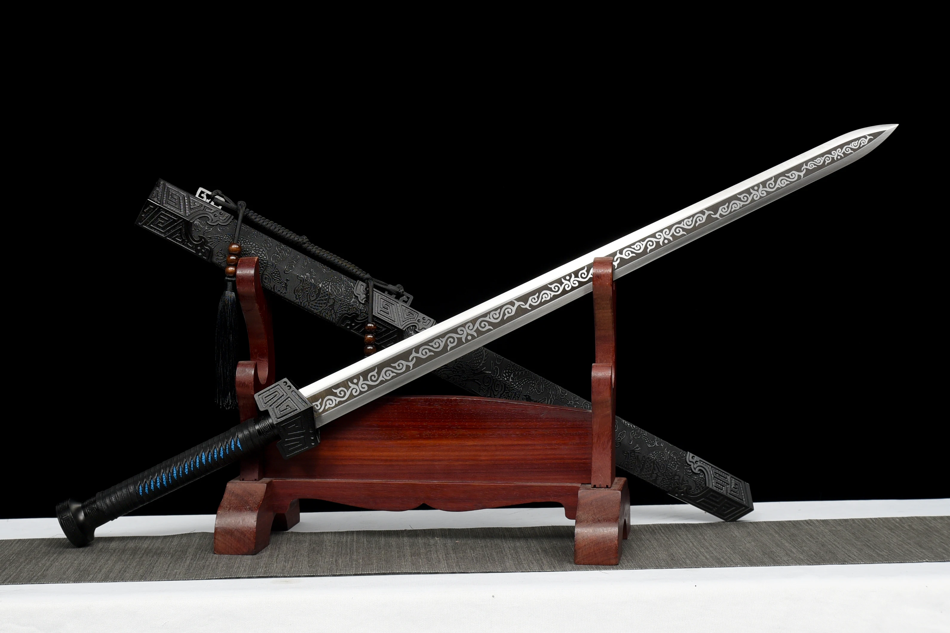 

90 cm Medieval European knight sword, full Tang samurai sword, 1060 carbon steel combat readiness, sharp weapon, ninja samurai s