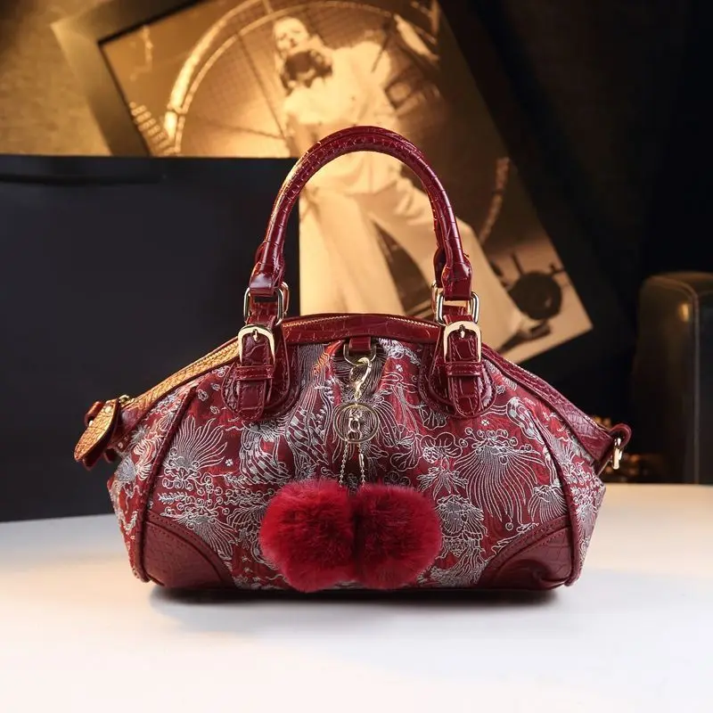 

Новые модные женские сумки, европейская вышивка из искусственной кожи, дизайнерские женские сумки на плечо, женские бродяги для девочек, роскошная сумка через плечо