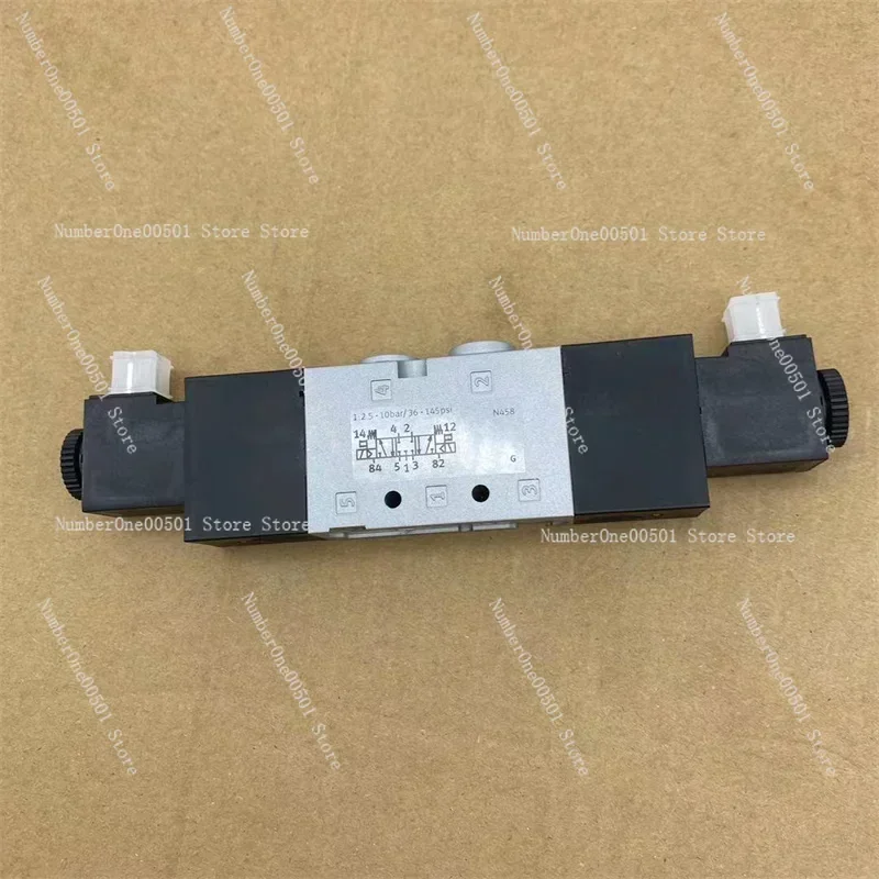 

Solenoid valve VUVS-L20-P53E-MD-Q8-U3-F7-1C1+G 576516