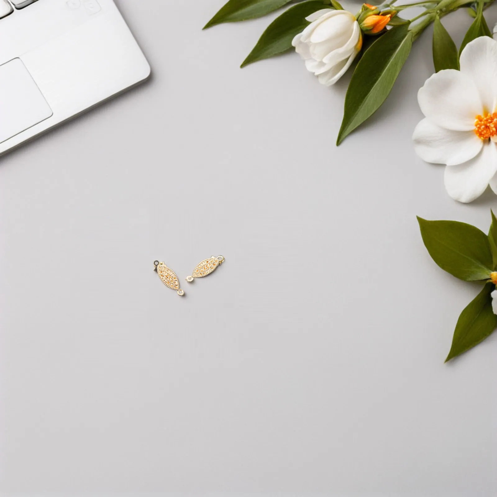 

10Pcs Oval Filigree Necklace Connector Gold Metal Slide Lock Jewelry Clasps Layered Necklace Closure Replacement DIY Jewelry