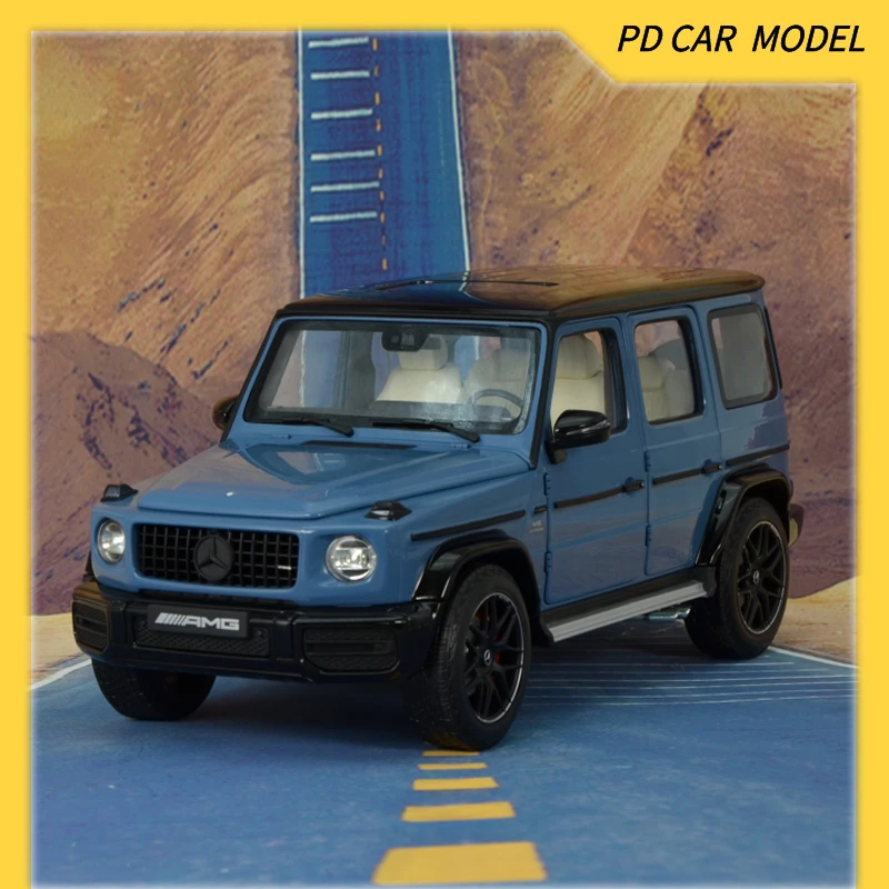 

MINICHANMPS Collectible 1:18 Scale Model for AMG G63 BLUE Gift for friends and family