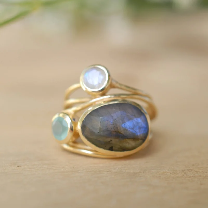Okla New 925 Silver Inlaid Rainbow Moonstone Ring, European And American Women's Creative Multi-layer Simulated Shell Ring