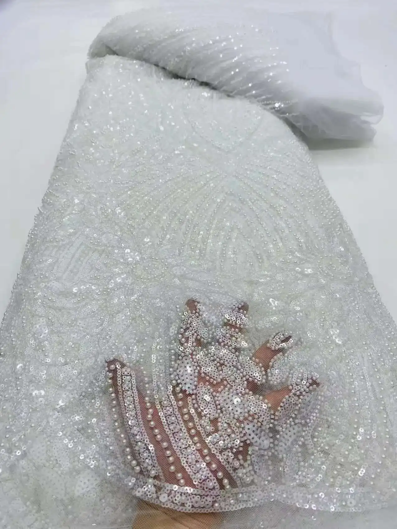 

African Sequins Beaded Lace Fabric 2025 High Quality Sequence Embroidery French Nigerian Lace Fabric For Wedding Dress Material