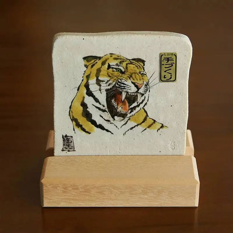 In-Stock Japanese Imported Kutani Ware By Renowned Artist Nakamura Tatsunori, Hand-Painted Tiger Zodiac Ceramic Plate Tabletop
