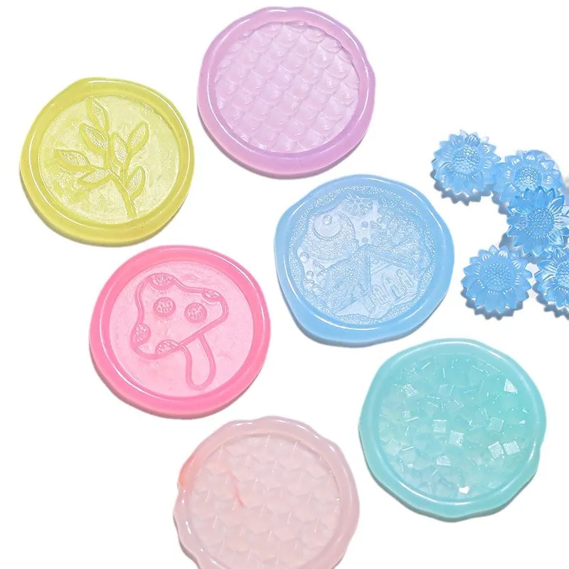 100 pcs Crystal Clear Sunflower Wax pellets, Transparent, for Wax Seals, Invitation Cards, Christmas Gift Wrapping, Envelope