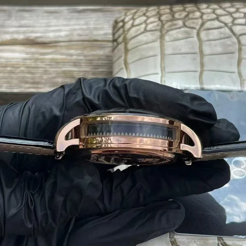 Рисунок 6 - Механические часы God Limited Edition