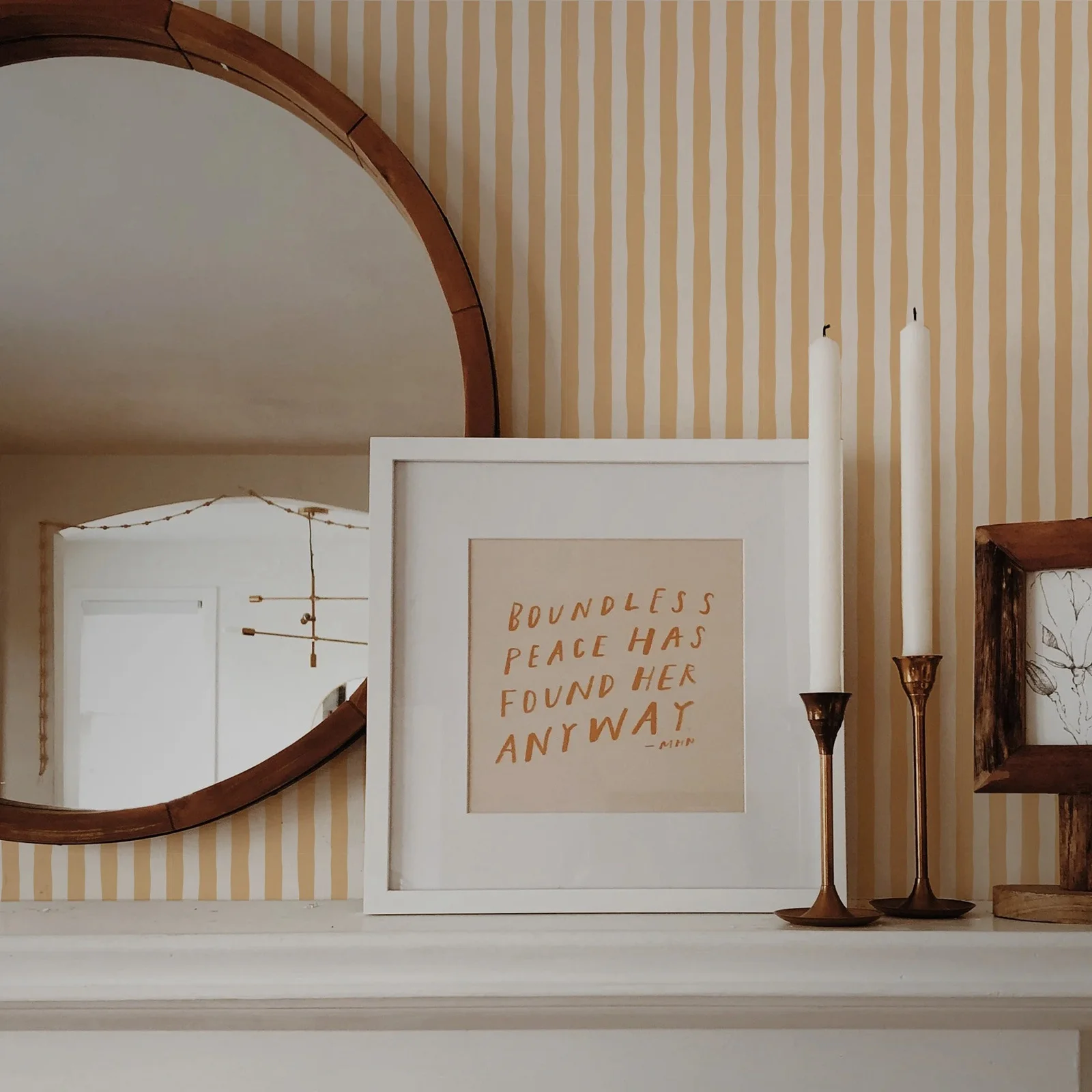 

Обои в полоску, желтый декор стен, обои для детской комнаты, нарисованные вручную полосы, желтые для детской комнаты, самоклеящиеся или традиционные без обжатия