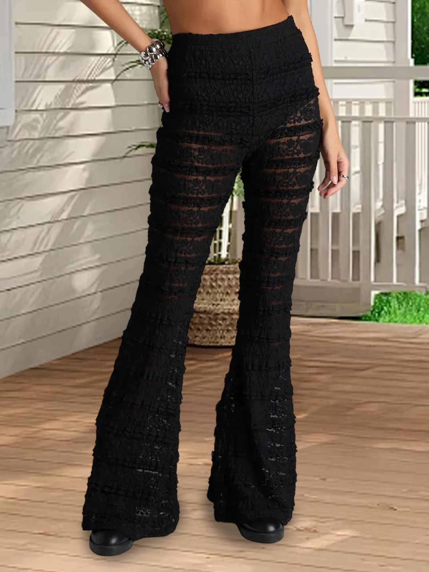 Pantalon élégant en dentelle pour femmes, taille haute, jambes larges, avec broderie florale délicate et détails transparents pour un Look Chic