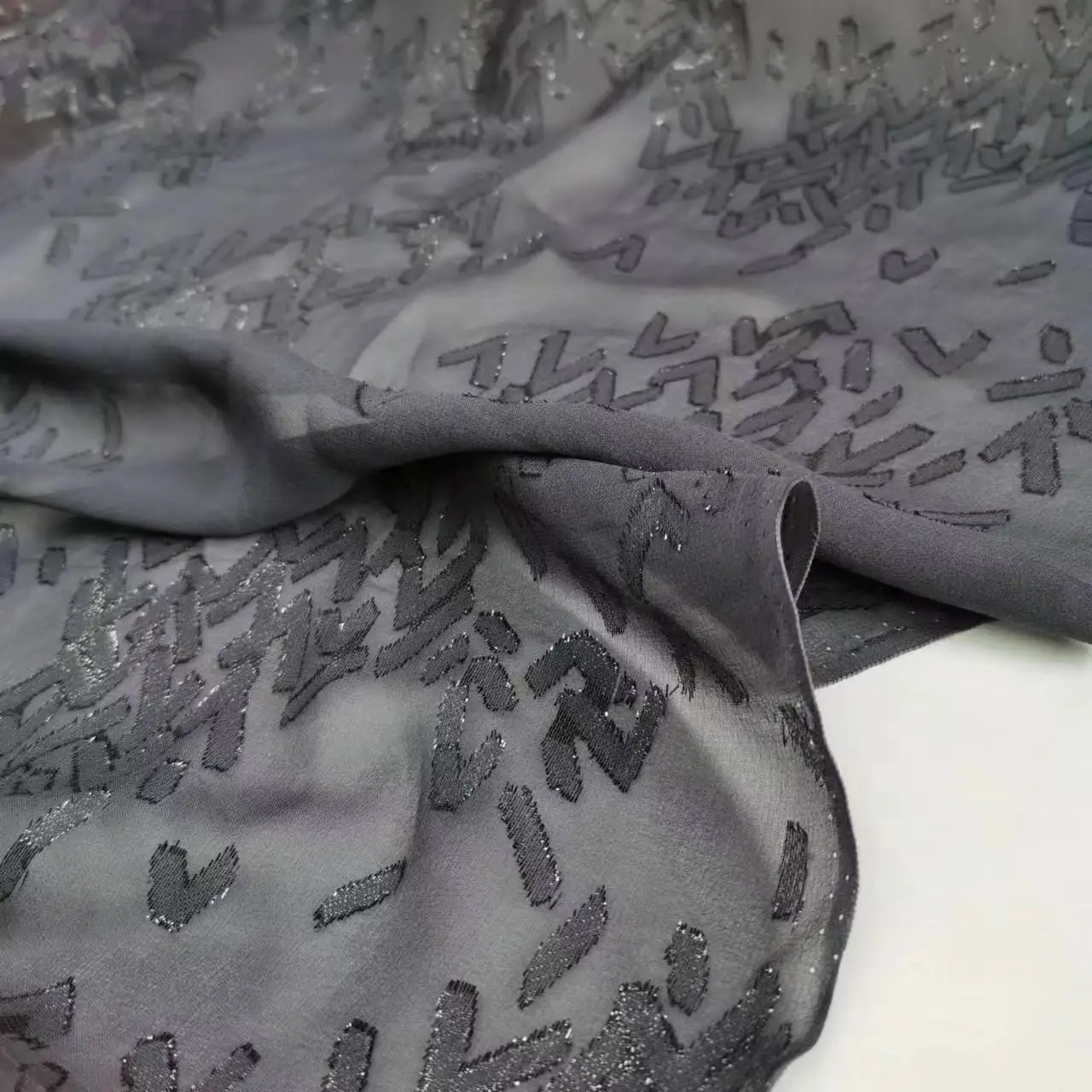 Jacquard Silk Metallic 8mm Somalia Dirac Dark Gray Cosplay Dancing Saree Fabric