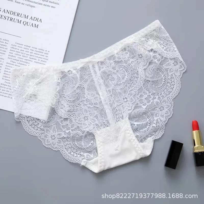 Panties Sexy Seamless Lace Breathable Hot Low Waist Hip Cotton Crotch Japanese Girls Underwear.