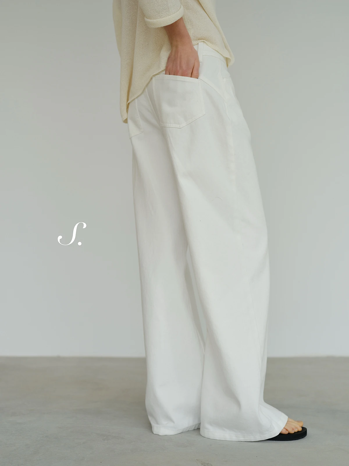 

Shyshy White Arc Design Well-Tailored Straight Washed Jeans Ladies Loose Fit Natural Waist Cotton Pants Spring Season
