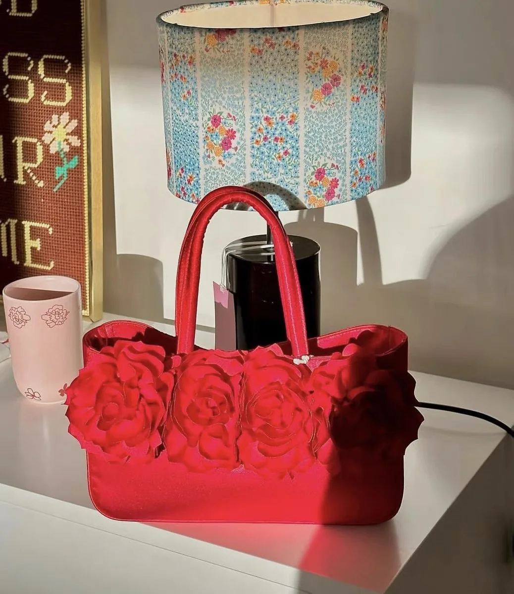 Miyagawa 2024 New Niche Design Retro Rose Red Bag Tote Handbag Commuting Shoulder Small Bag for Women