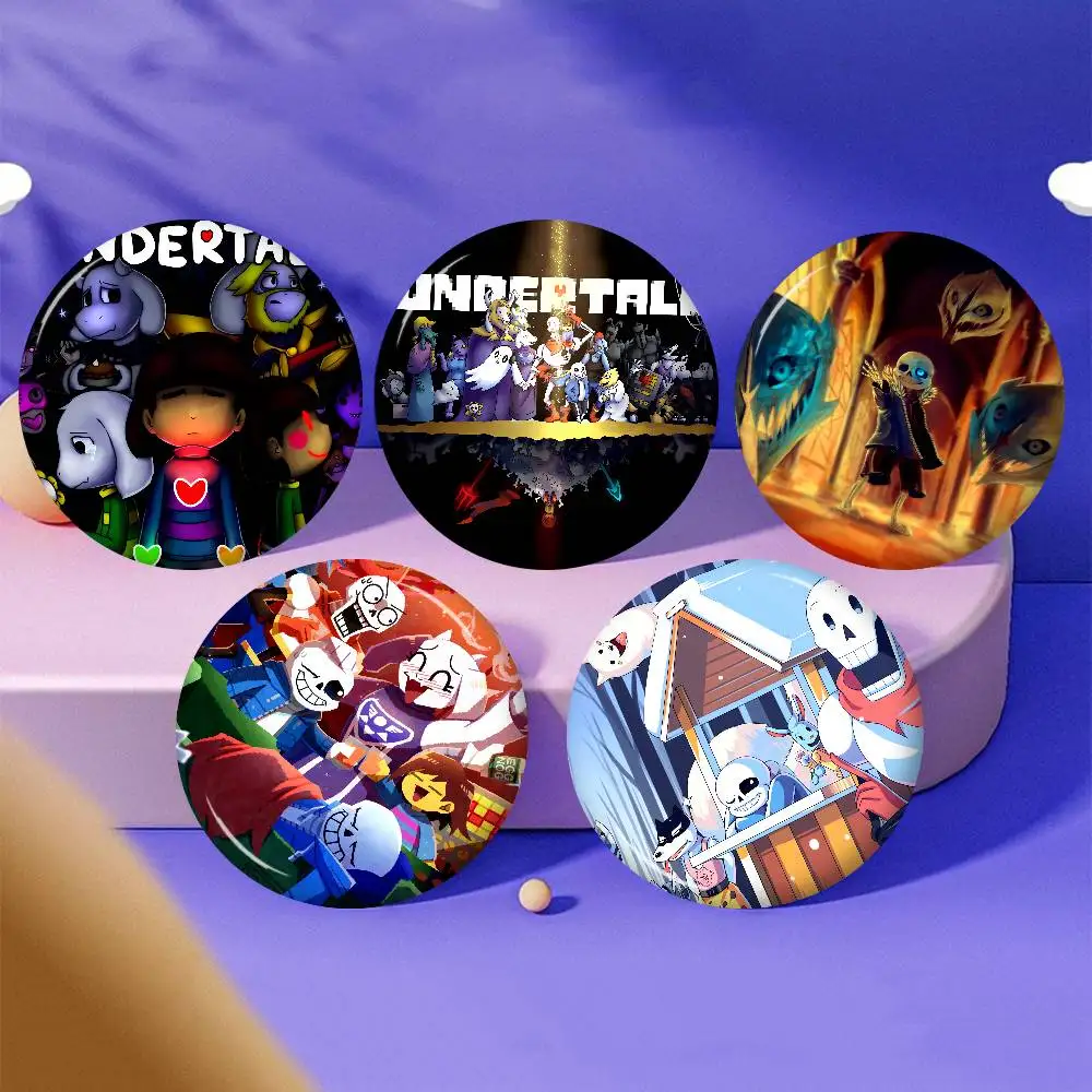 Game U-Undertale 58mm Cute Series Pins Funny Badge Interesting Cartoon Animals Brooches Backpack Clothes Gift Accessory