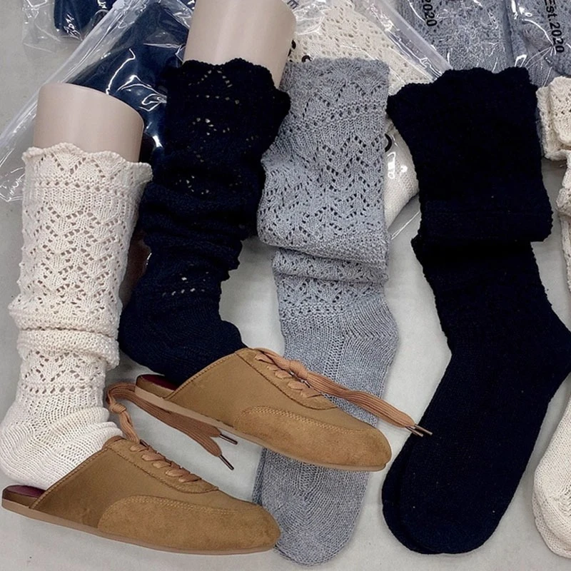 

1 pair Autumn Winter Hollow out Woolen Knee High Sos Retro Warm Knitted Layering Mid-Calf Sweet Versatile White Sos