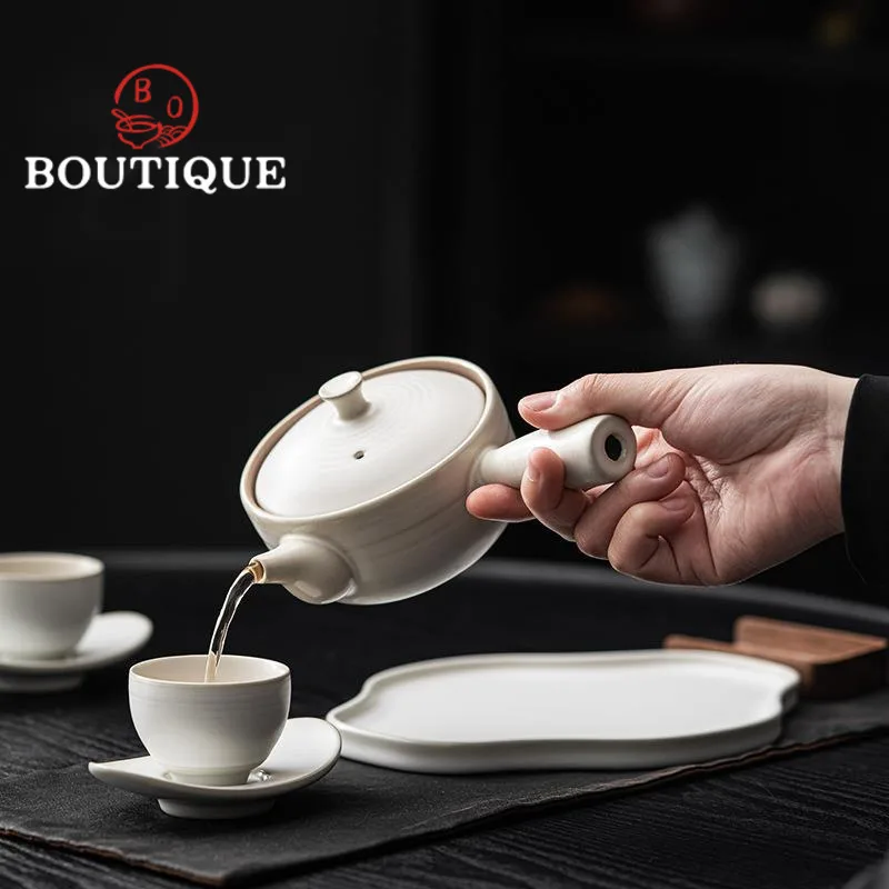 200ml Creative Snowy White Ceramic Handle Side Pot Hanamde Coarse Teapot with Filter Household Tea Making Kettle Kung Fu Tool