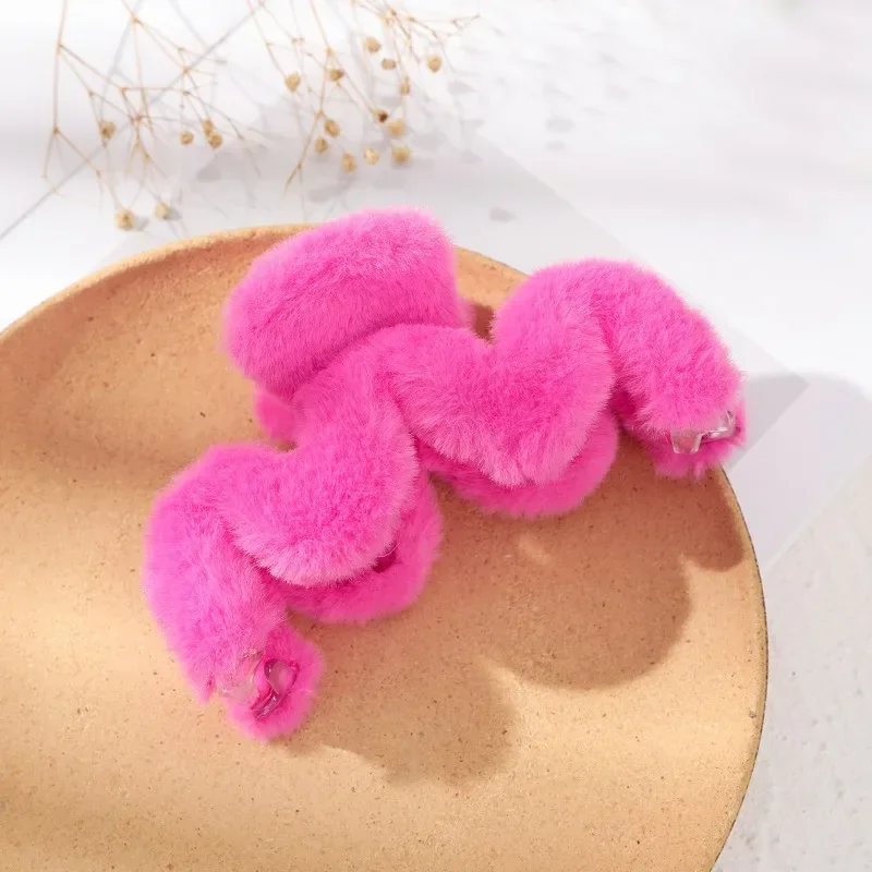 Solid Color Plush M-shaped Women's Hair Clip Fashion Sweet and Romantic 2023 Banquet Casual Shark Clip For Women New Headwear