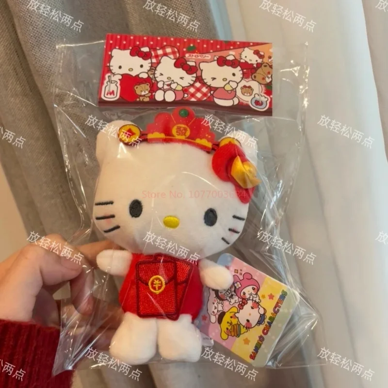 Linterna de Año Nuevo Hello Kitty, colgante pequeño de felpa, bonita linterna, mochila de gato, muñeca, decoración bonita de Año Nuevo, accesorios colgantes