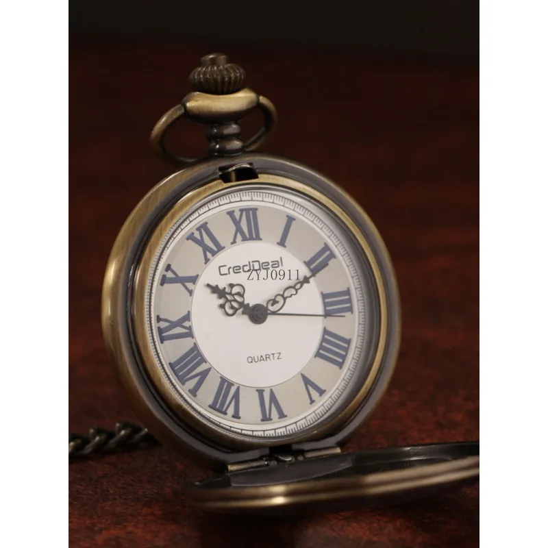 クォーツ懐中時計フリップクリエイティブカップル男子学生ローマ老人レトロノスタルジア