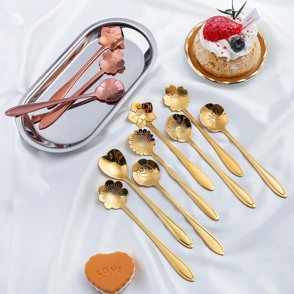 Juego de 8 cucharas de flores para piezas, cucharilla pequeña para café, helado, postre, de acero inoxidable, color dorado y plateado
