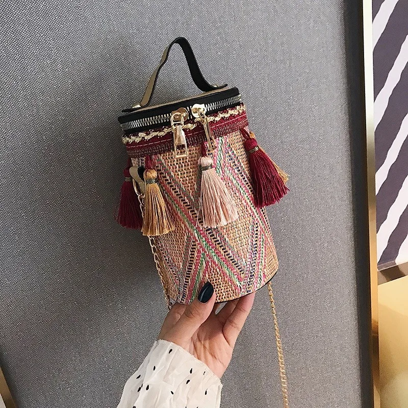 New Tassel Ethnic Style Straw Woven Small Round Bag Water Bucket Bag Vintage Chain One Shoulder Fashion Handheld Crossbody Bag