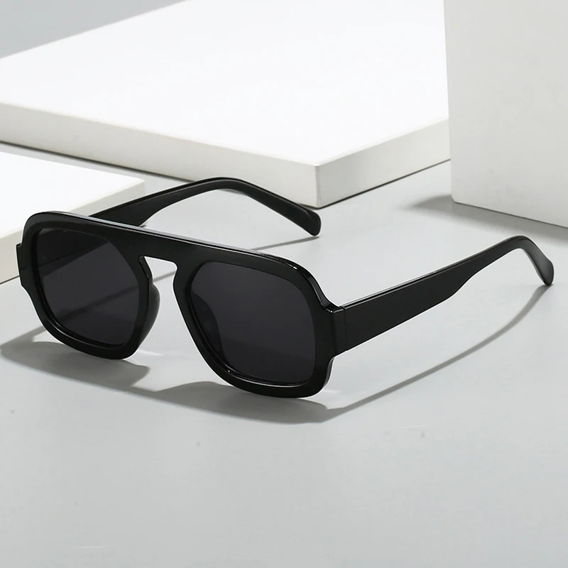 Vintage Quadratische Piloten-Sonnenbrille für Männer und Frauen Unisex Retro Eckige Sonnenbrille UV400 Stylische Schattierungen für Alltag, Fahren und Reisen