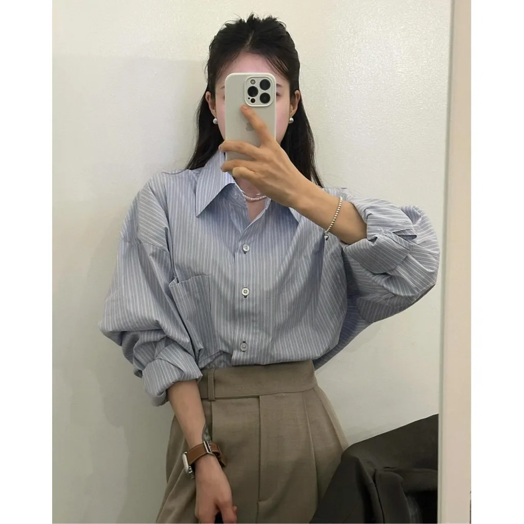 Damska bluzka w paski, elegancka, idealna na wczesną wiosnę, do noszenia warstwowo, długa, z kołnierzykiem, w stylu vintage, do noszenia pod ubraniem, modna na wiosnę i jesień.