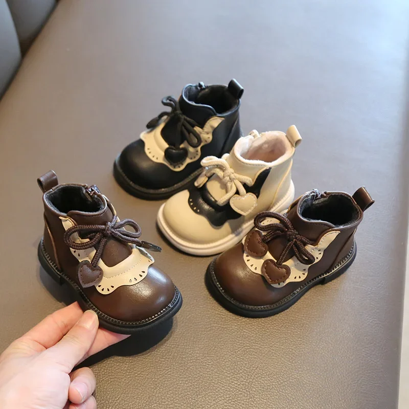 방한화Girl Boots New Fashion Girls Shoes Baby Winter Boots Velvet Warm Walking Shoes Soft Bot Ankle Boot Versatile Kids Shoes Botas