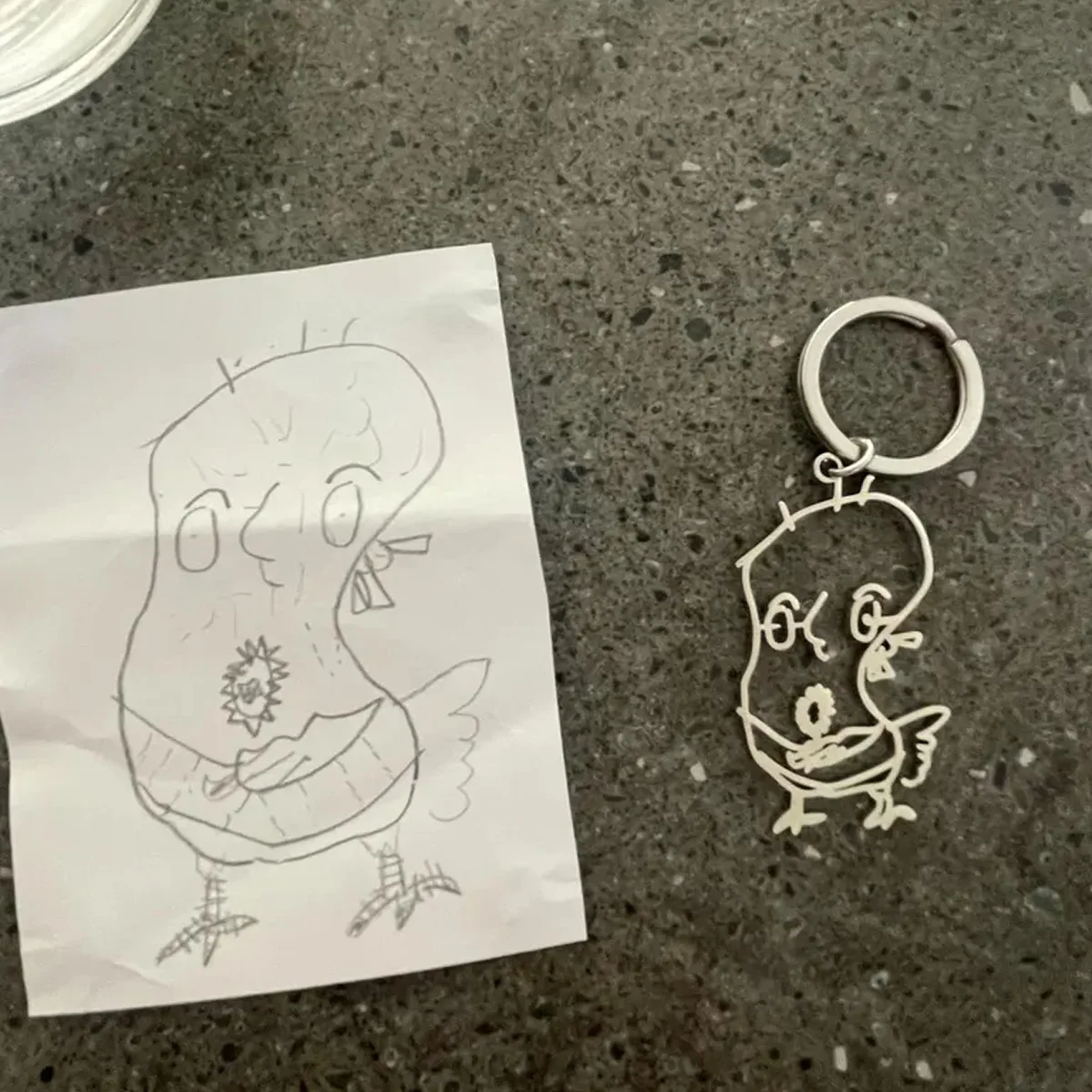 

Custom Kids Drawing Keychain Stainless Steel Personalized Graffiti LOGO Keychain Handdrawn Jewelry Car Hanging Accessories
