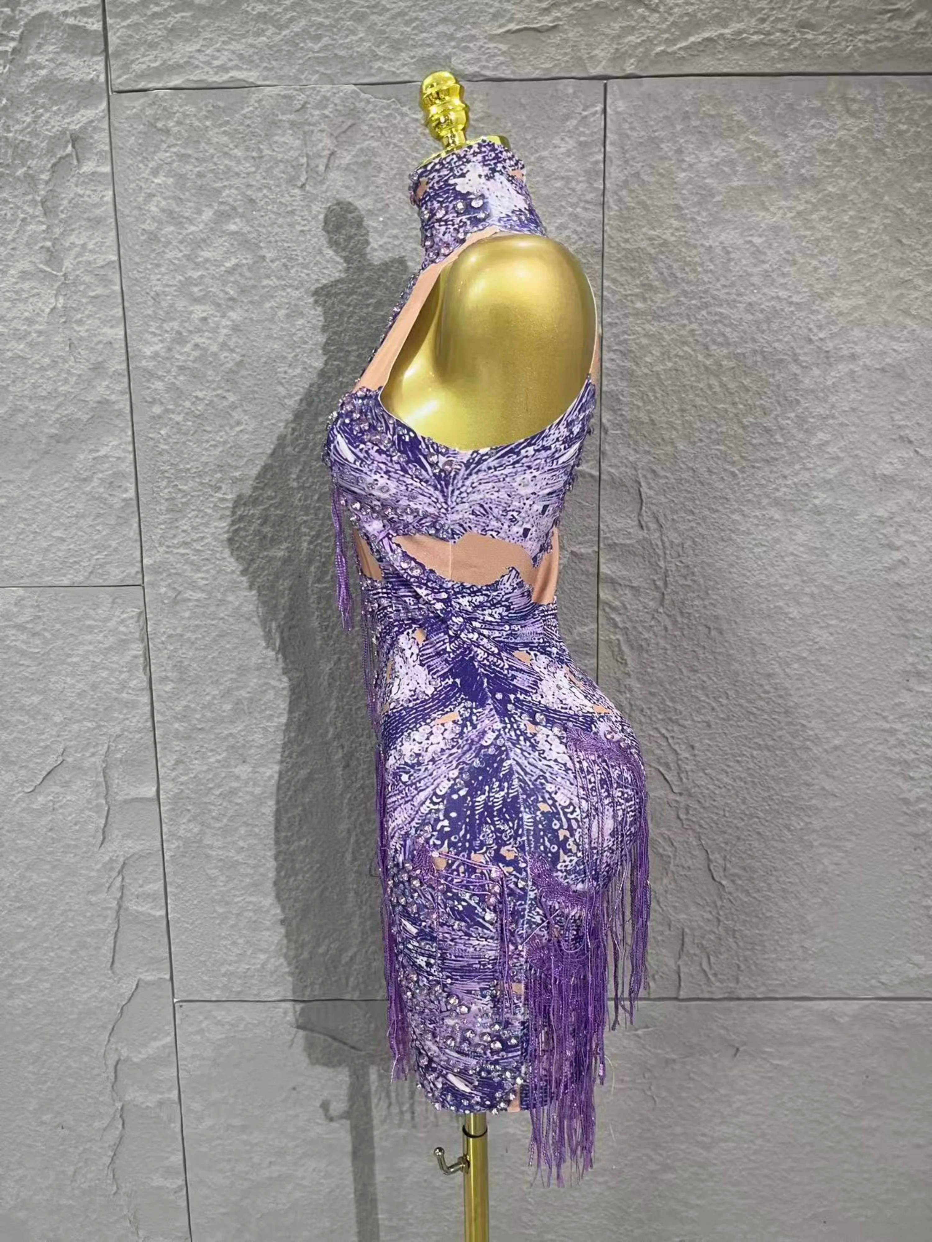 Mini robe violette extensible à manches simples pour femmes, nouvelle célébrité, Sexy, boîte de nuit, chanteur, danseuse, pompon, Costume de scène, fête, 2025