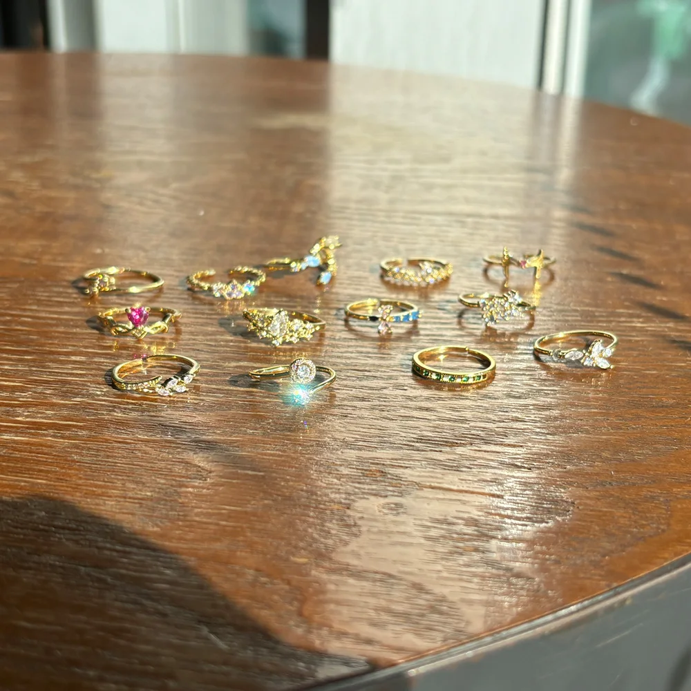Dazzling Small Cubic Zirconia Rings For Women Gold Color Minimalist Thin Band Temperament Finger-ring Statement Jewelry