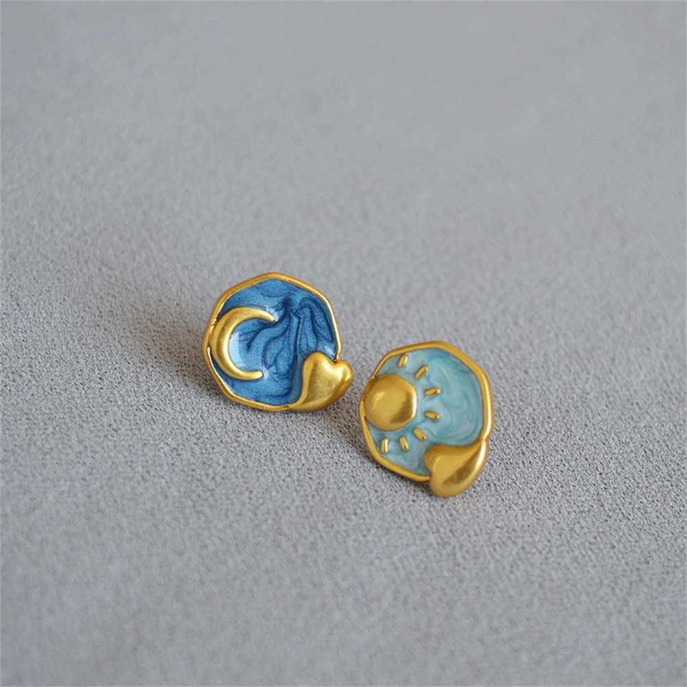 Korean version of the niche design quiet starry sky sun moon dizzy enamel drop glaze retro 925 silver needle earrings