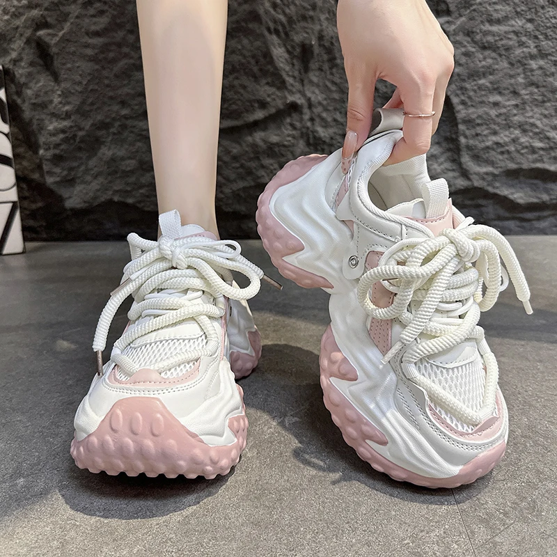 รองเท้าผ้าใบผู้หญิงแบบสวมสบาย  - Wedge Heeled Sneaker บทวิจารณ์และราคา